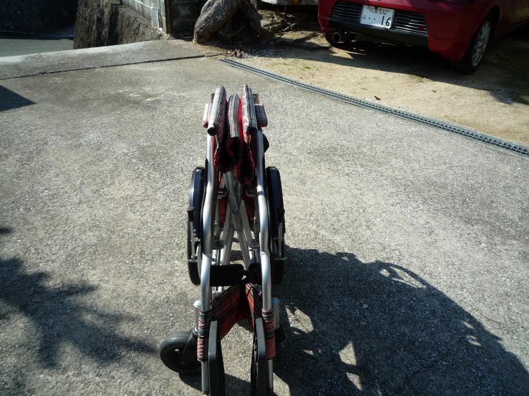 介助用車椅子 　幅広座面50cm　 希少品　 (送料無料)