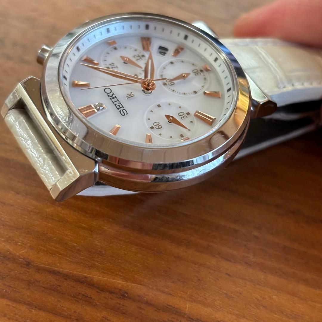 SEIKO ルキア　LUKIA クロノグラフ　ソーラー電池　ダイヤ　本革ベルト