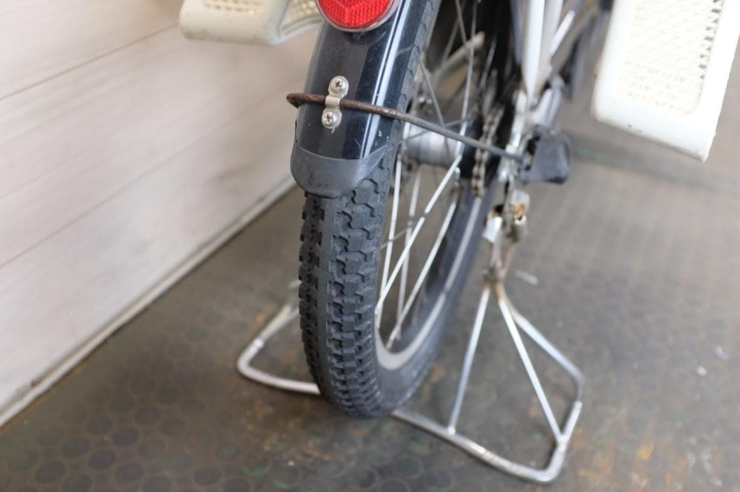 電動自転車ヤマハPAS　KISS　20インチ　3段　12.8Ah充電器あり