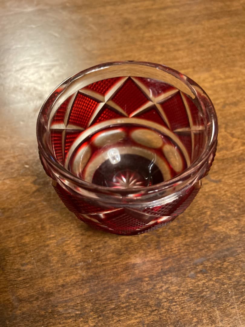 Ququany 薩摩切子 紅被せガラス切子猪口 木箱付き