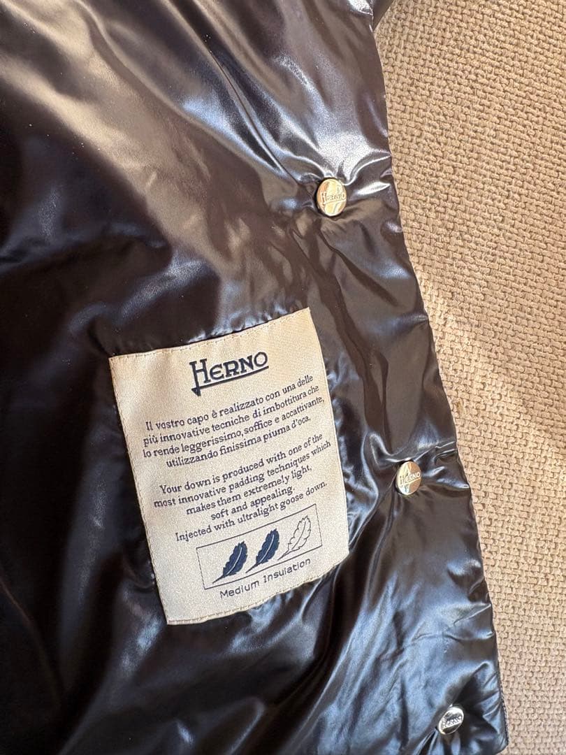 ヘルノダウンジャケット