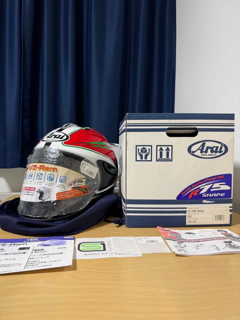 未使用 Arai VZ-RAM WEDGE レッド Sサイズ ジェットヘルメット