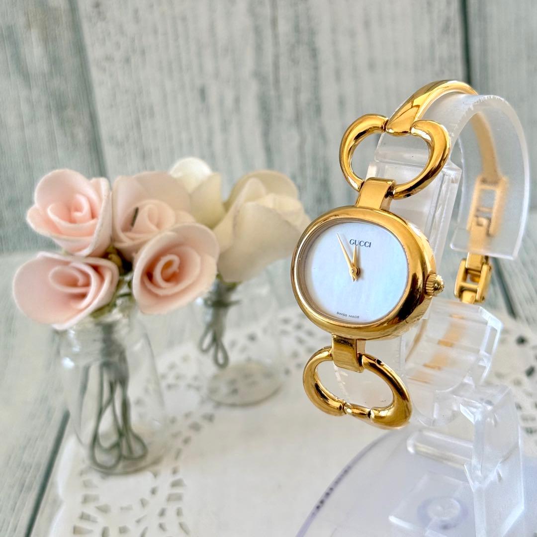 【希少】GUCCI グッチ 腕時計 1600 レディース シェル ゴールド