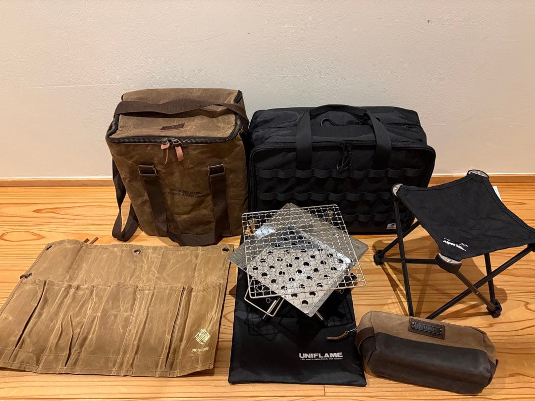 キャンプ用品まとめ売り　ユニフレームファイアグリルソロ・igtソフトコンテナなど