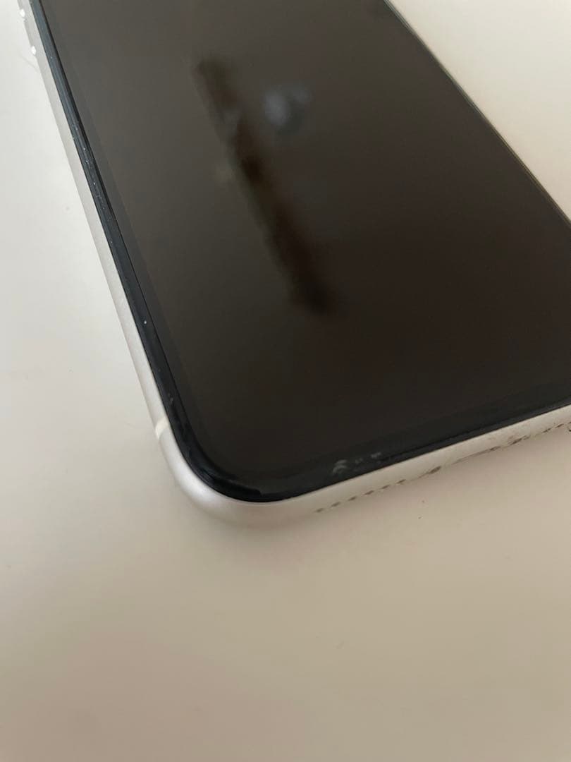 pinku*c 様⭐︎Apple iPhone 11 64GB本体＆ケースフィルム