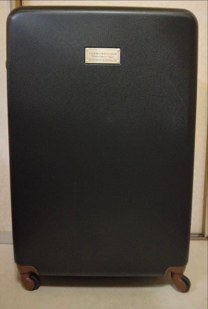   超大型 スーツケース トミーヒルフィガー 黒 特大