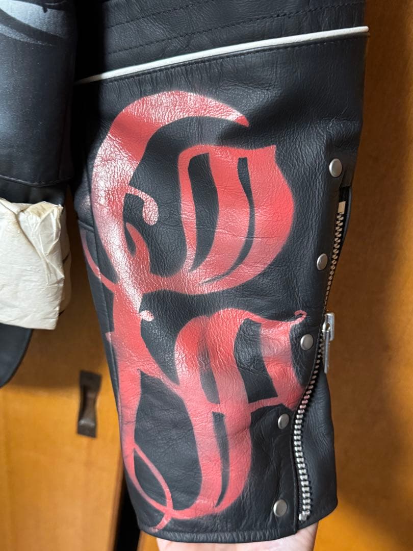 革ジャン　ライダースジャケット　 レザージャケット　クイックシルバー