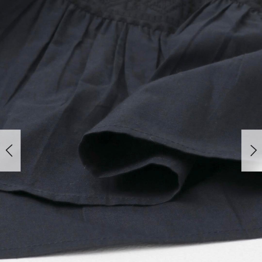 新品タグ付き　かぐれ　フロント刺繍フレンチブラウス　NAVY