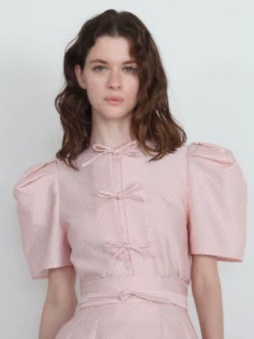 【新品・未使用品】定価27,500円 アミカキッズ クチュールブラウス ピンク