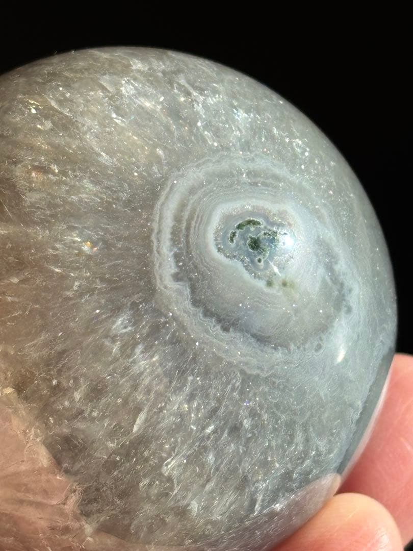 ブラジル産　プラシオライト　瑪瑙共生　グリーンアメジスト　スフィア4.72cm
