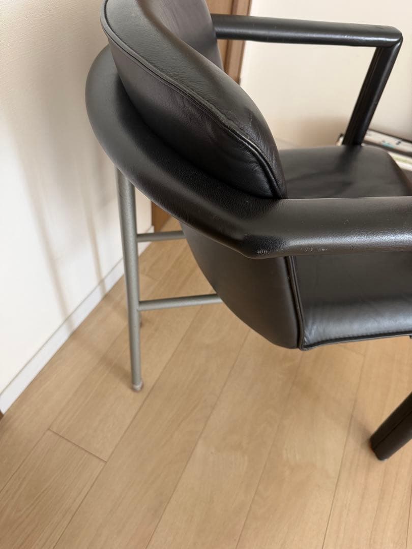 【よっしー】ビンテージ　レザーチェア