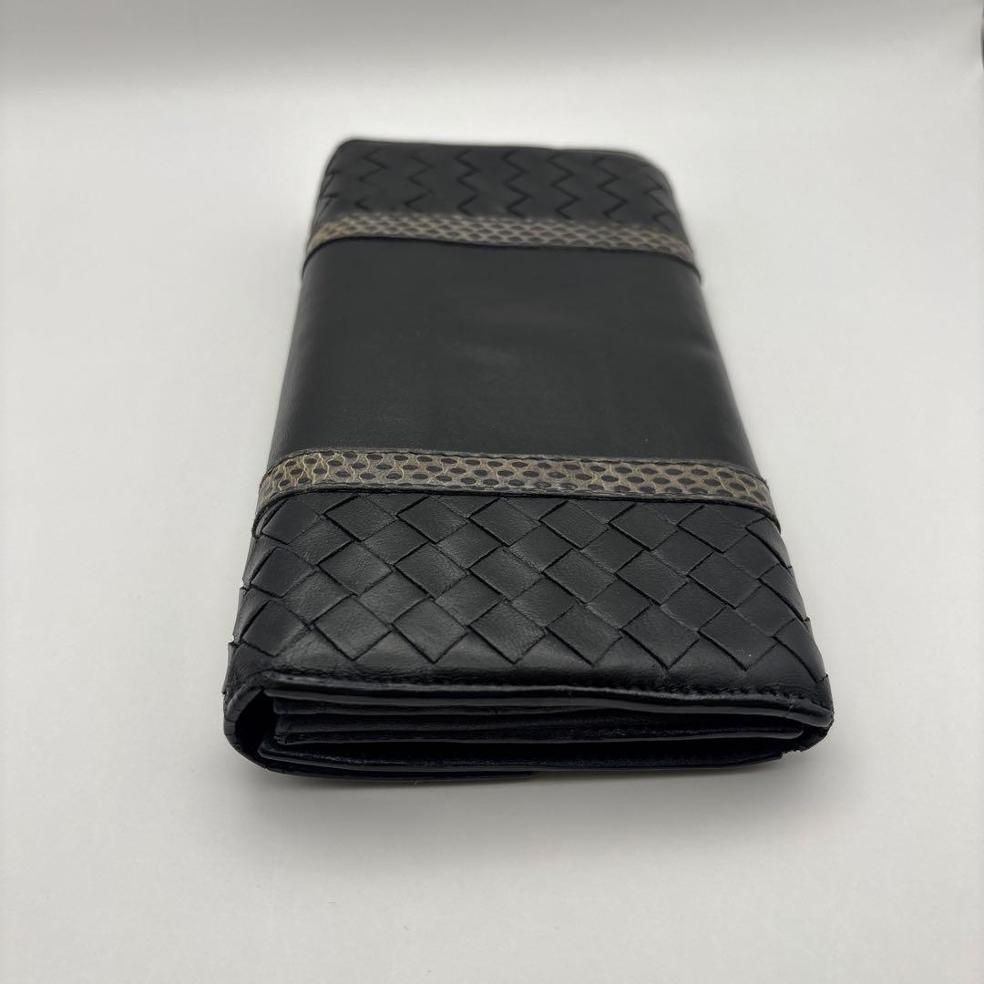 ◆正規品◆ボッティガヴェネタイントレチャート 長財布パイソン柄ブラック
