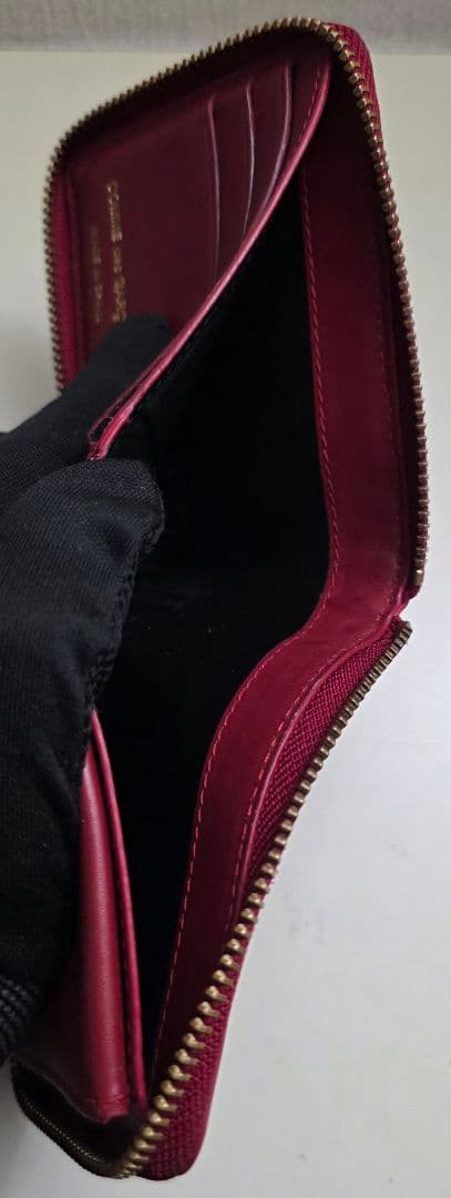 m*8様 【ほぼ未使用・箱タグ完備】コムデギャルソン SA7100 赤 コンパク