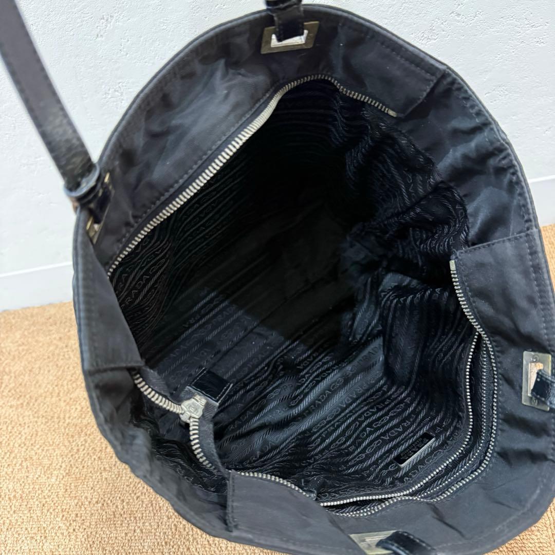 PRADA プラダ トートバッグ ハンドバッグ ナイロン 黒