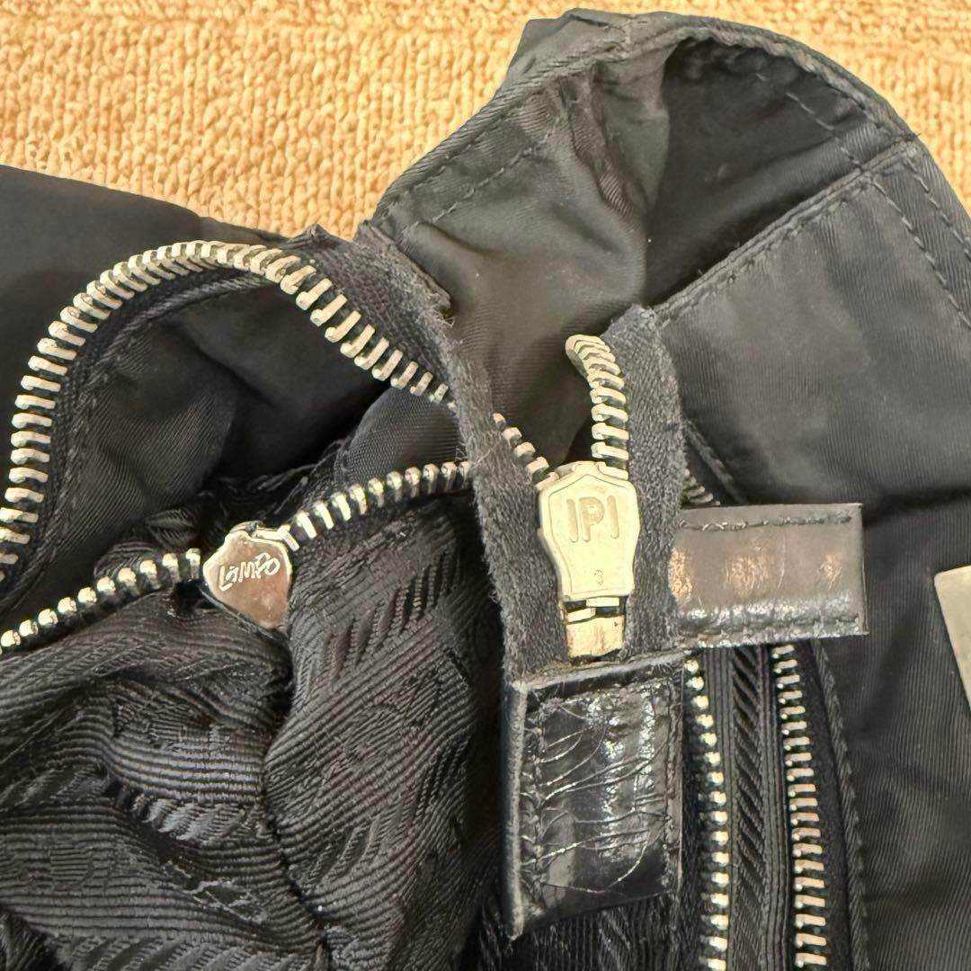 PRADA プラダ トートバッグ ハンドバッグ ナイロン 黒
