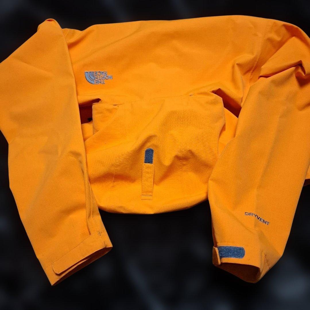 新品　未使用　　THE NORTH FACE マウンテンパーカー　95(M)