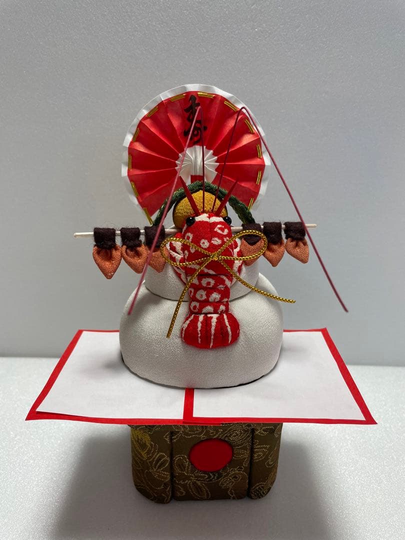 ハンドメイド　木目込み人形　鏡餅　茶系花模様の三宝