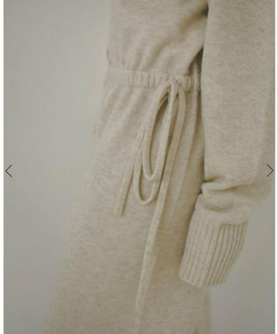 etreエトレ Vネックニットオールインワン