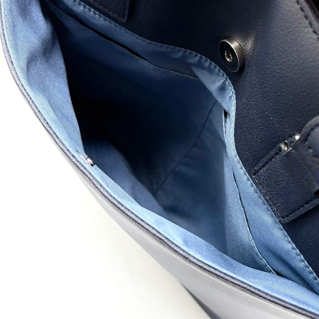 【未使用級】レクサス トートバッグ ヴィーガンレザー 肩掛け A4可 ネイビー