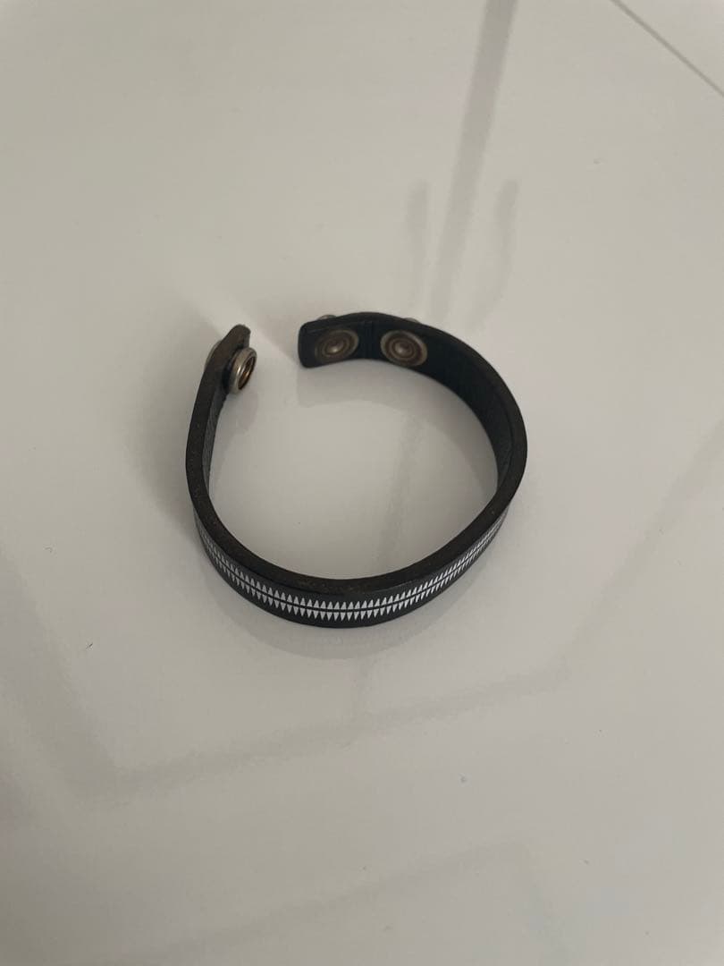 undercover giz 黒 レザー バングル