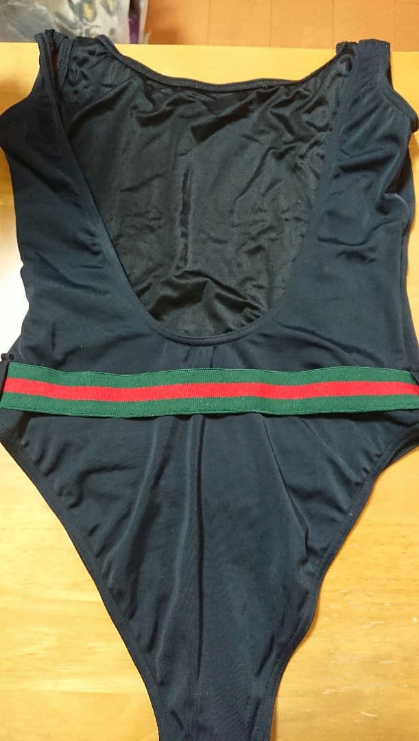 【cocoさん】GUCCI ワンピース型スイムウェア