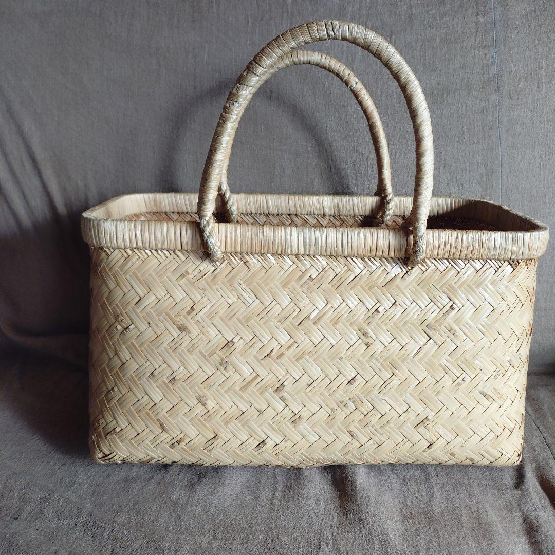 鳥越竹細工岩手県産　市場カゴ