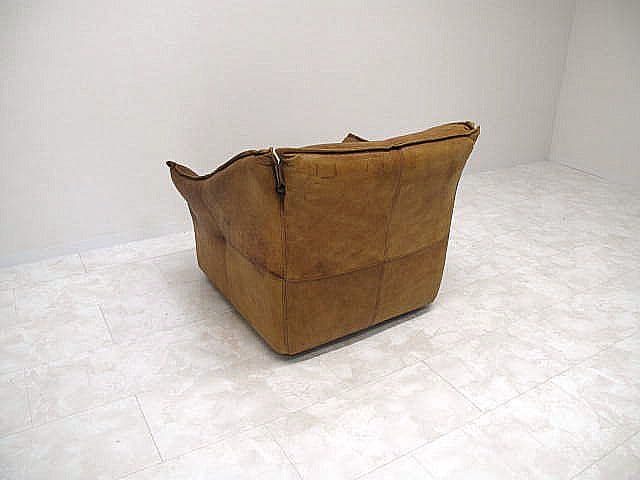 希少品ヴィンテージ　フランス　ジェラール・ゲルモンプレ　総革ソファ 本革1人掛け