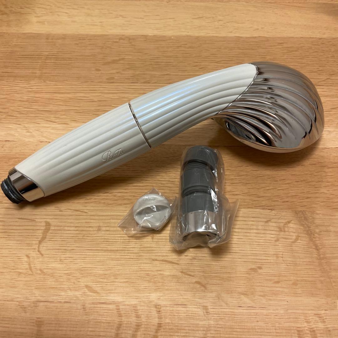 Refaリファ多機能シャワーヘッド ホワイト・シルバー