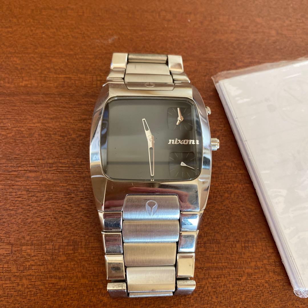 希少　Nixon バンクス　The Analog 腕時計 シルバー