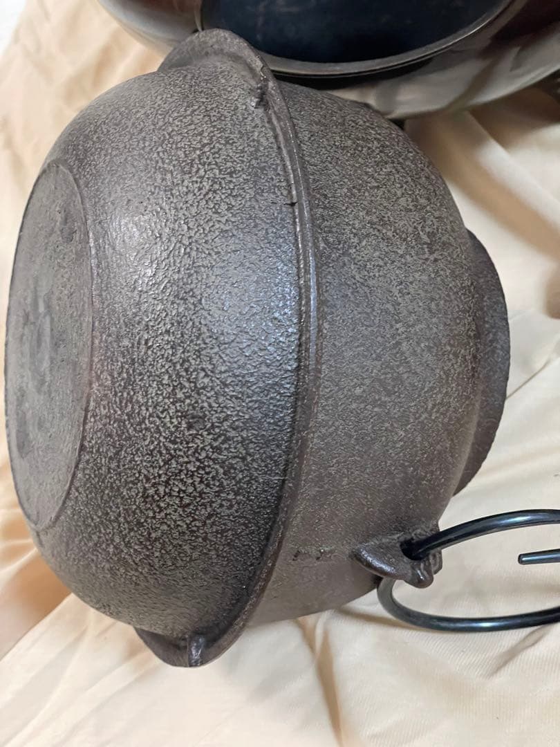 二代 金森紹栄 作　唐銅 朝鮮風炉 真形釜添　茶道具　共箱・作歴付　未使用