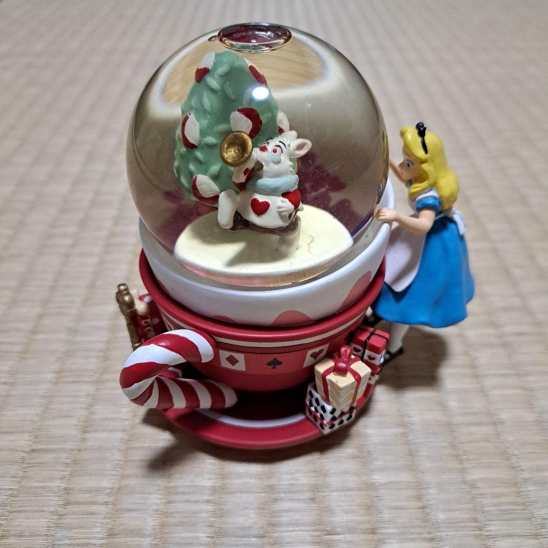 ディズニーストア 不思議の国のアリス スノーグローブ