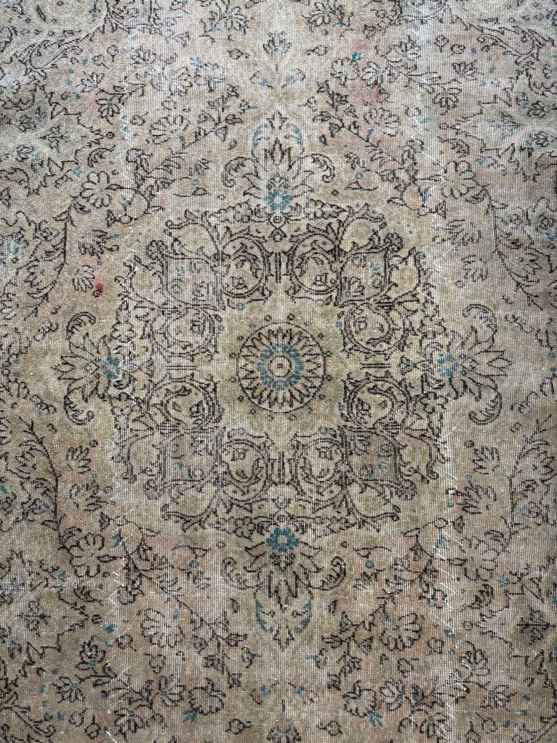 ヴィンテージラグ　トルコ　ボタニカルメダリオン　ベージュオーバーダイ　アナトリア