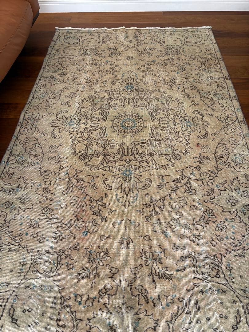 ヴィンテージラグ　トルコ　ボタニカルメダリオン　ベージュオーバーダイ　アナトリア