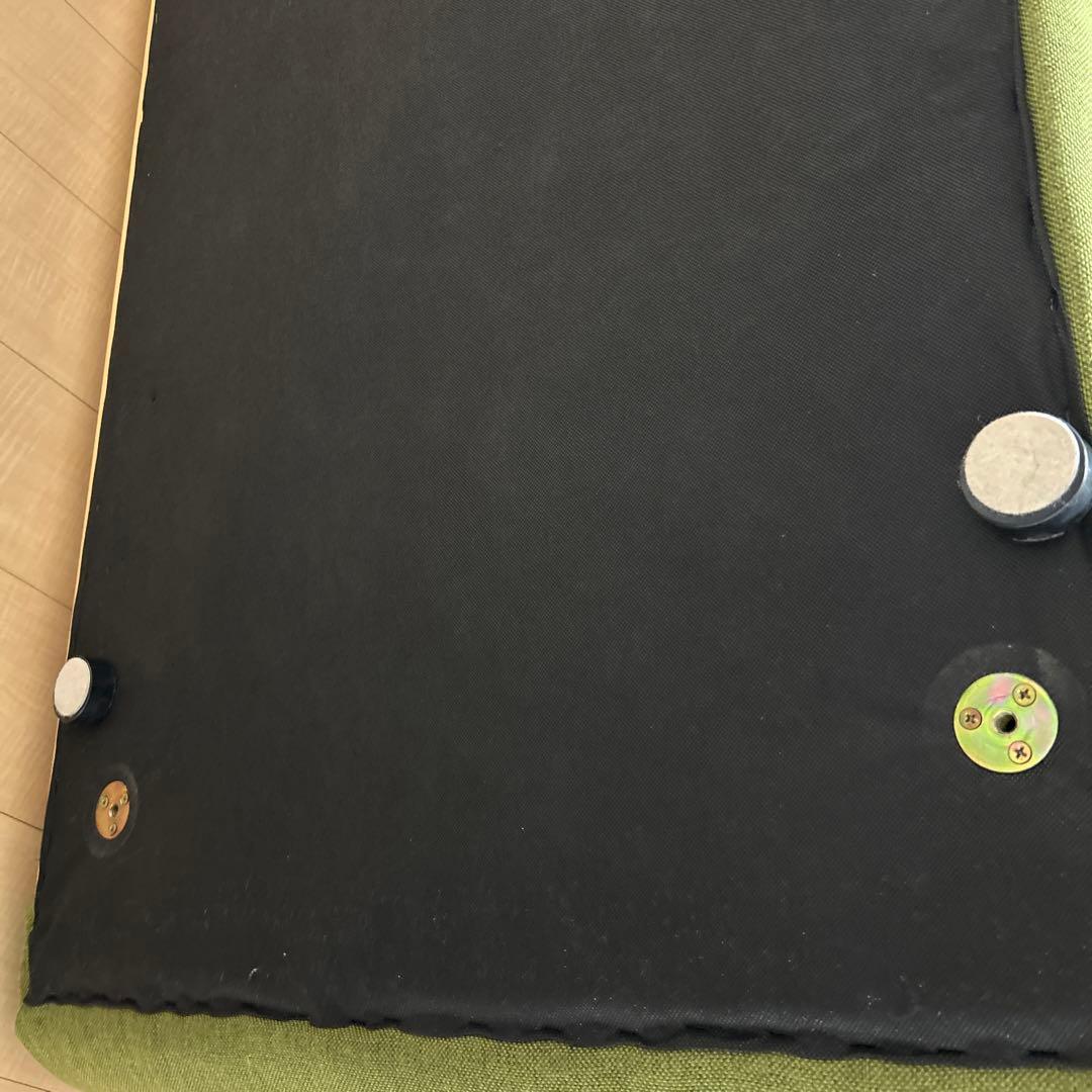 美品！LOWYAグリーンファブリック2〜2.5掛けソファ