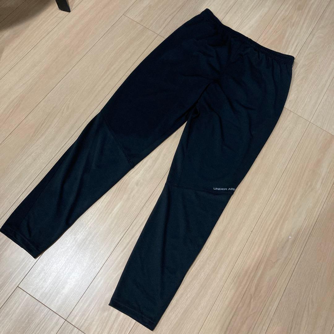 アンダーアーマー　ジャージ　上下　セットアップ　ブラック