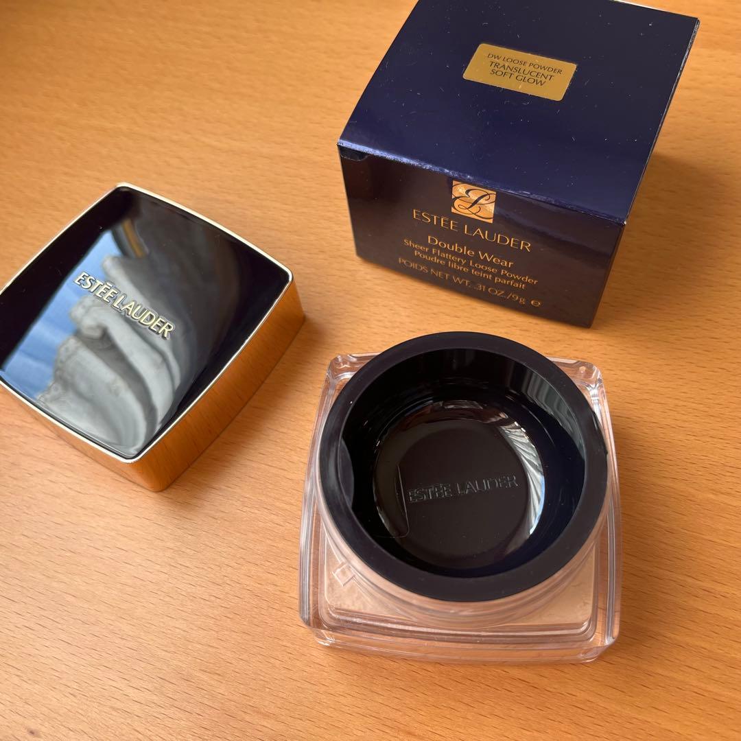 エスティ ローダー ダブル ウェア リキッドファンデーション＆ルースパウダー