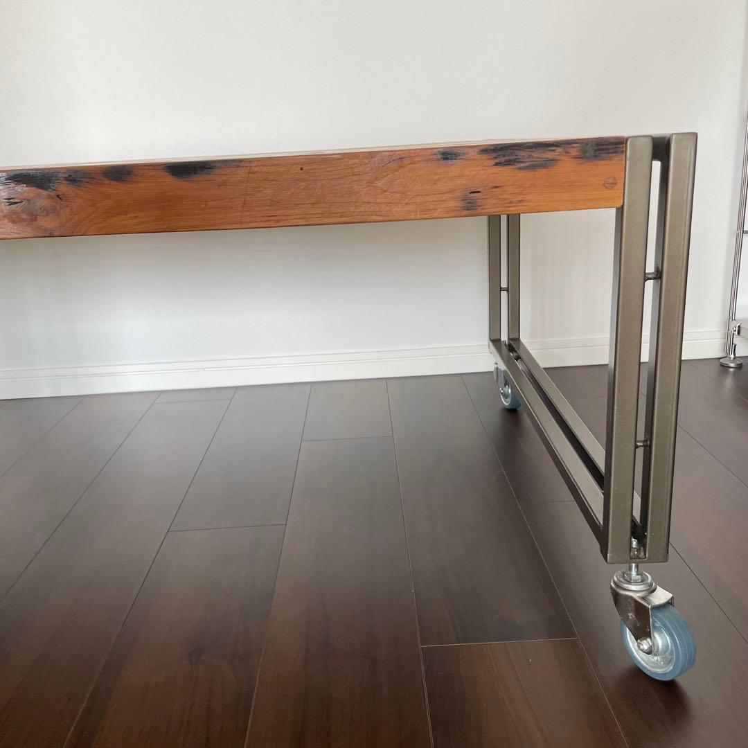 d-Bodhi（ディーボディ） ストッパー機能付きキャスター仕様センターテーブル