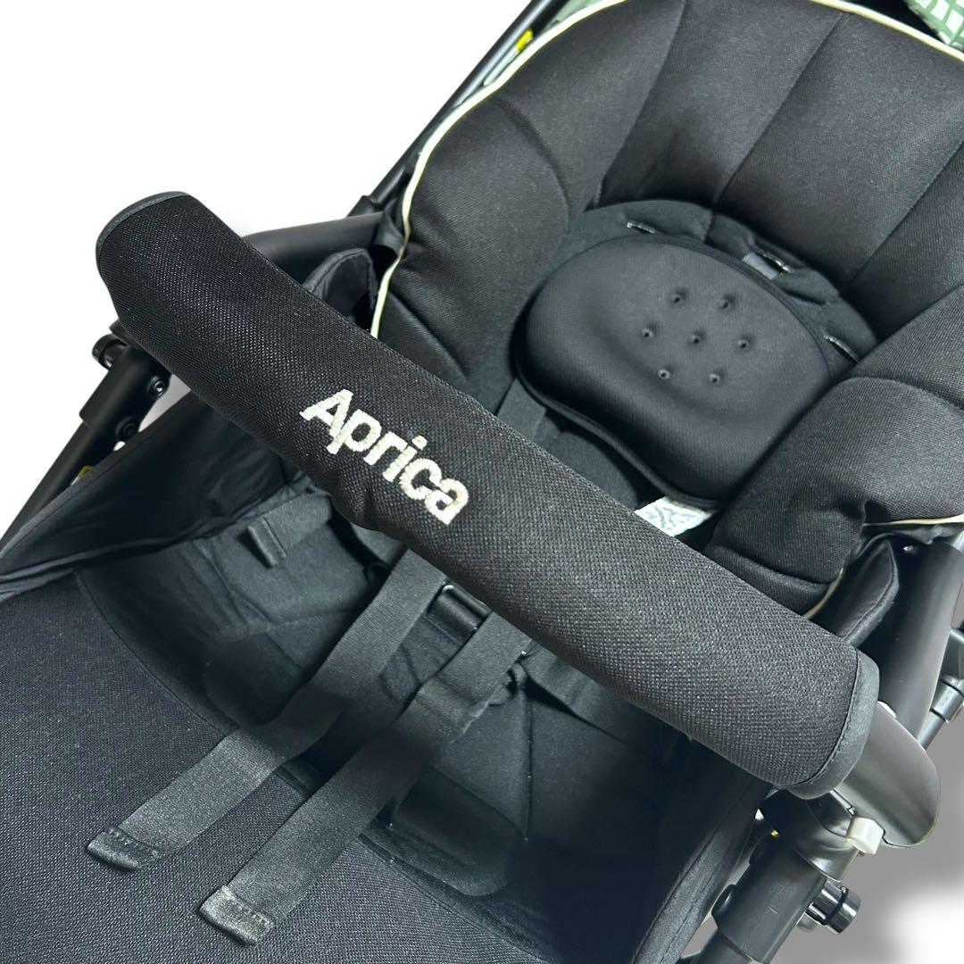 【極美品】Aprica カルーンエアーAB グリーン 軽量 両対面