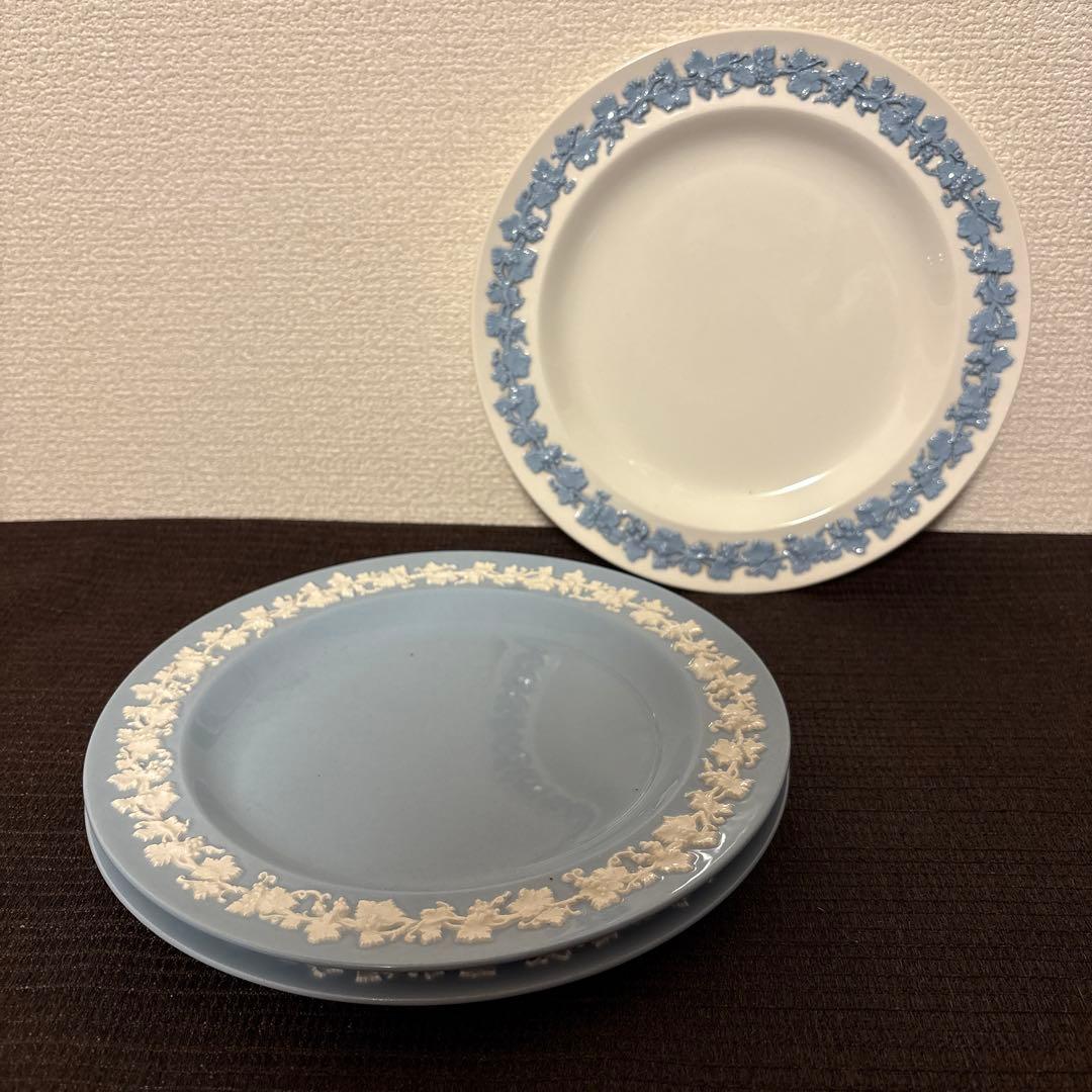 ウェッジウッド　エンボスド　クイーンズウェア　デザートプレート　20.5cm