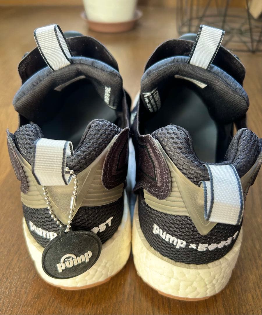 リーボック　アディダス　インスタポンプフューリーブースト 28cm ブラック