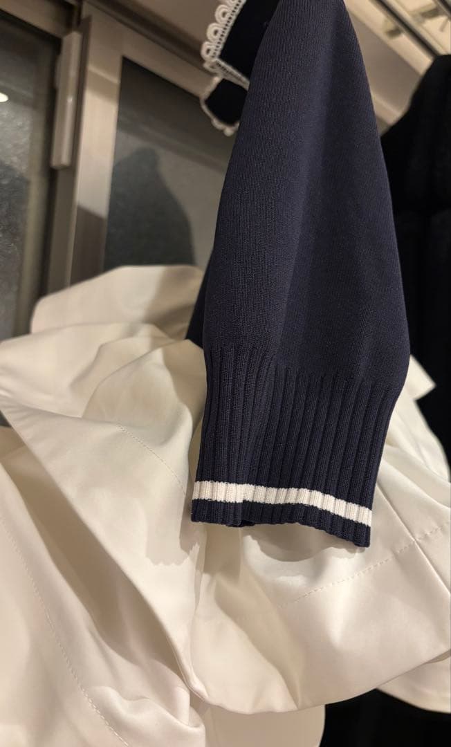 ⭐︎BIBIY. ネイビー　トップス