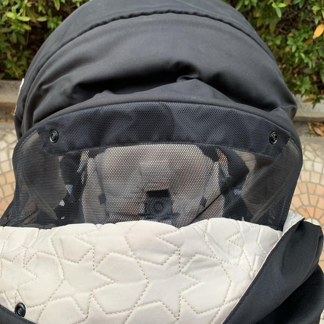 ささだ　Combi　アンブレッタ 4キャス プレミアム エッグショック