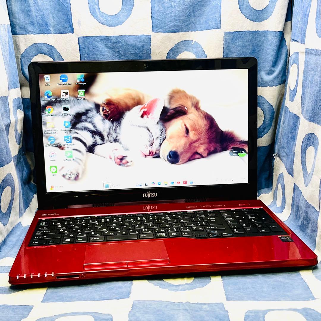 爆速SSD512G☆i7☆大人気赤ノートパソコン♪ブルーレイ&カメラ！Win11