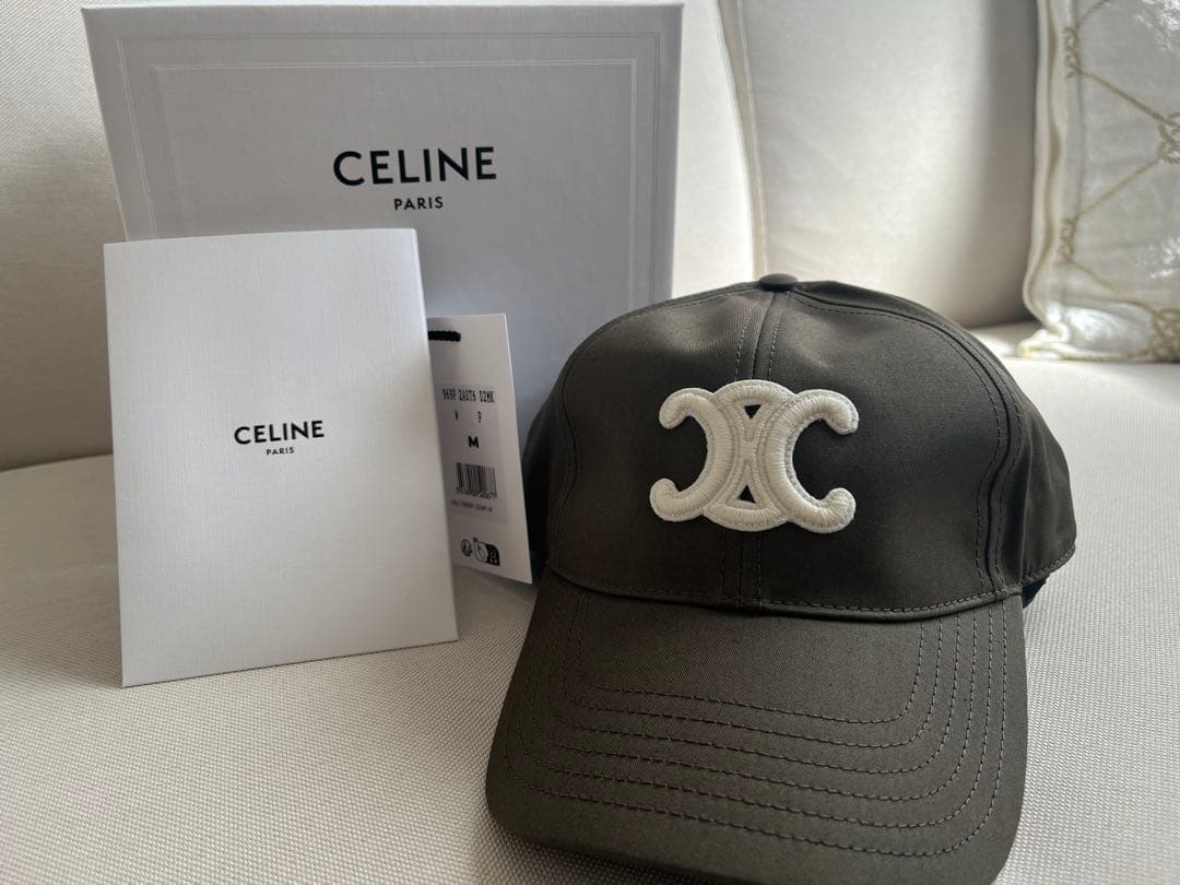 【CELINE】新品未使用／トリオンフ ベースボールキャップ