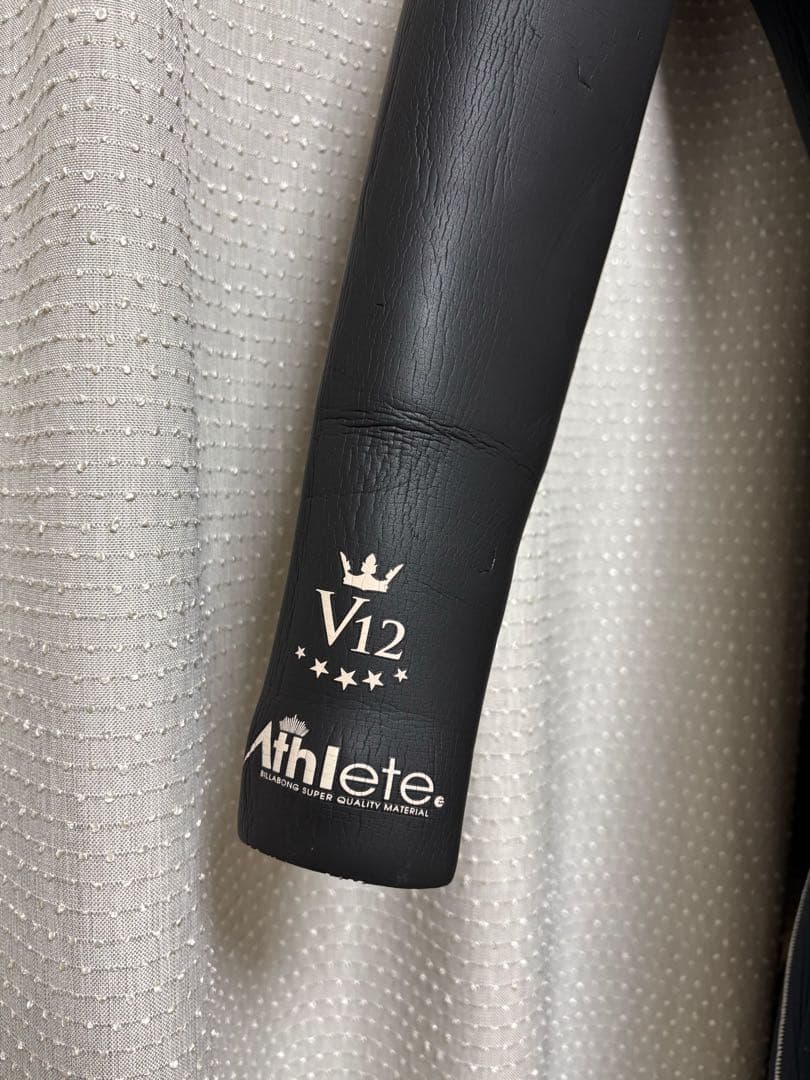 BILABONG(ビラボン)5×3mm セミドライ メンズMLサイズ