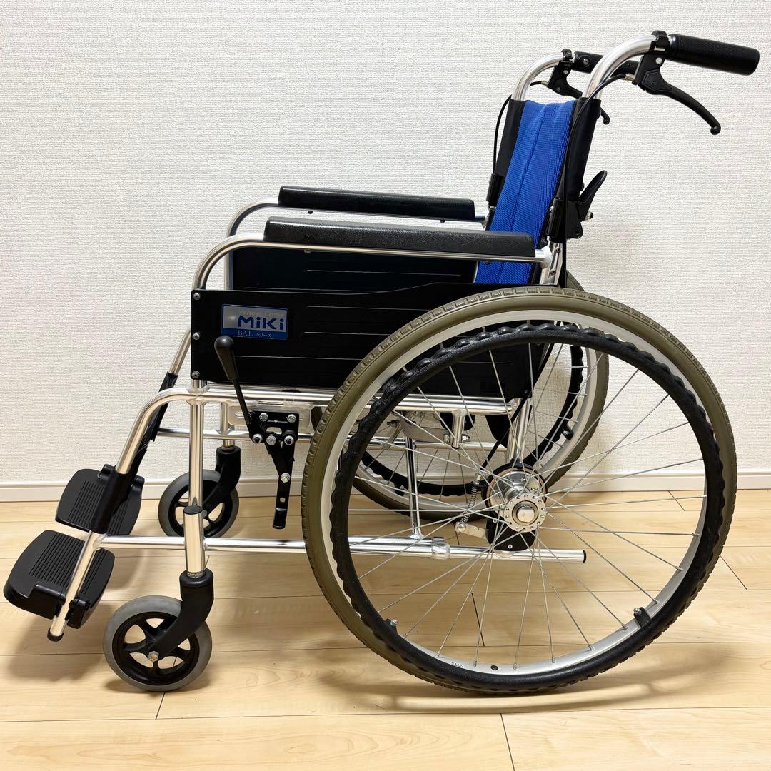 ミキ Miki 自走式 車椅子 ノーパンクタイヤ BAL-1
