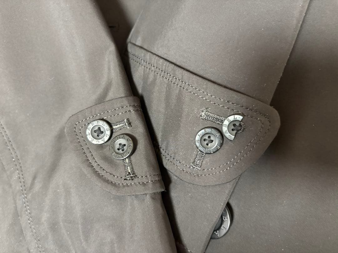 パ*！様 バーバリー　ブラック トレンチコート　M