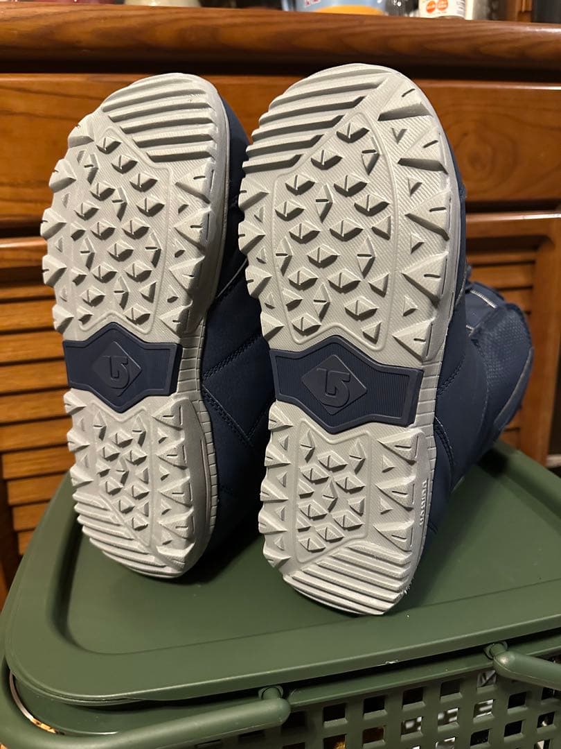 アッキー　Burton スノーボードブーツ　サイズ違い