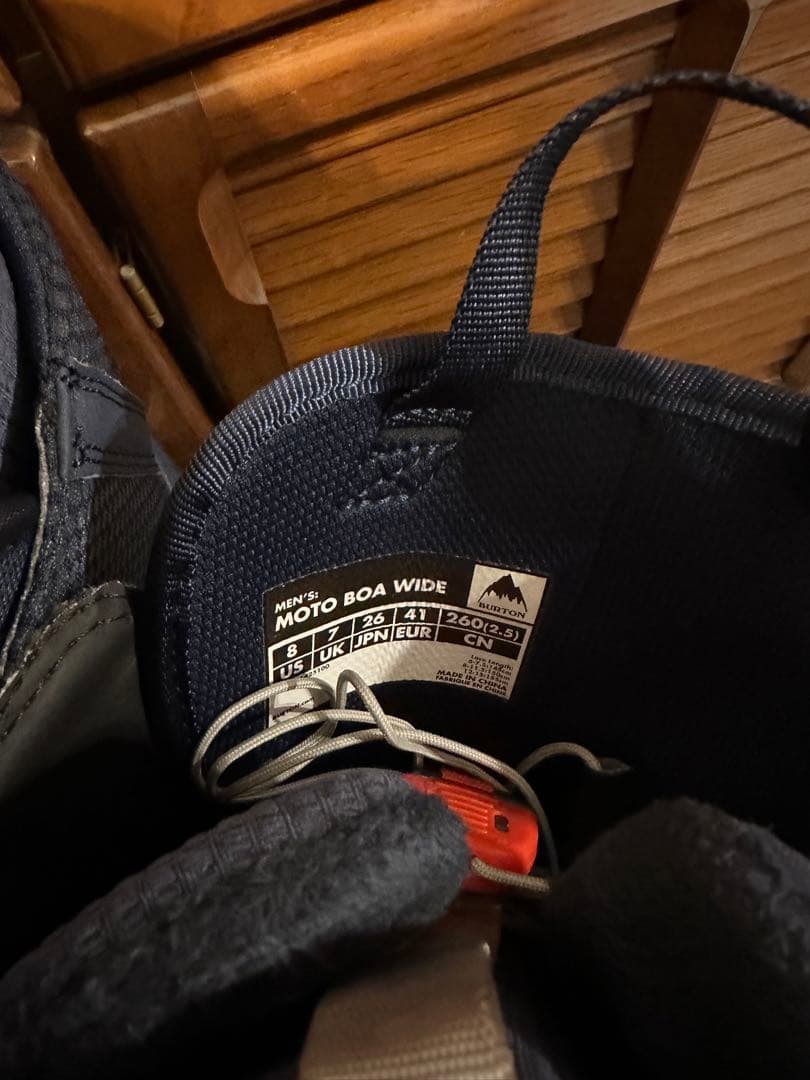 アッキー　Burton スノーボードブーツ　サイズ違い