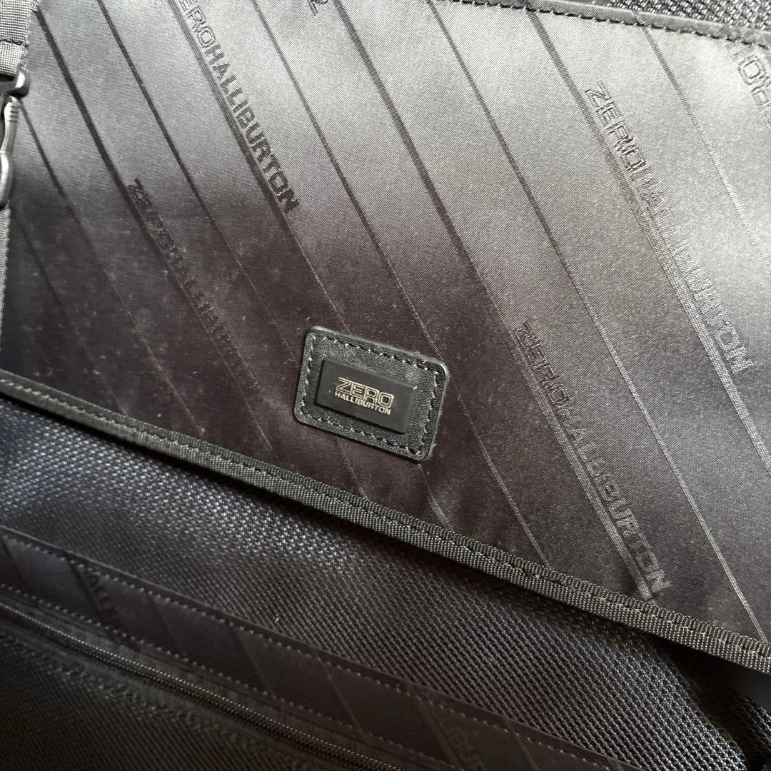 専用品【新品未使用】無骨なゼロハリバートンアルミ製スーツケースZRG28-SI